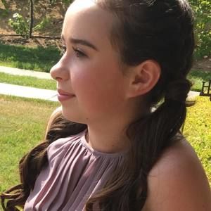 Meet your Posher, Ellie